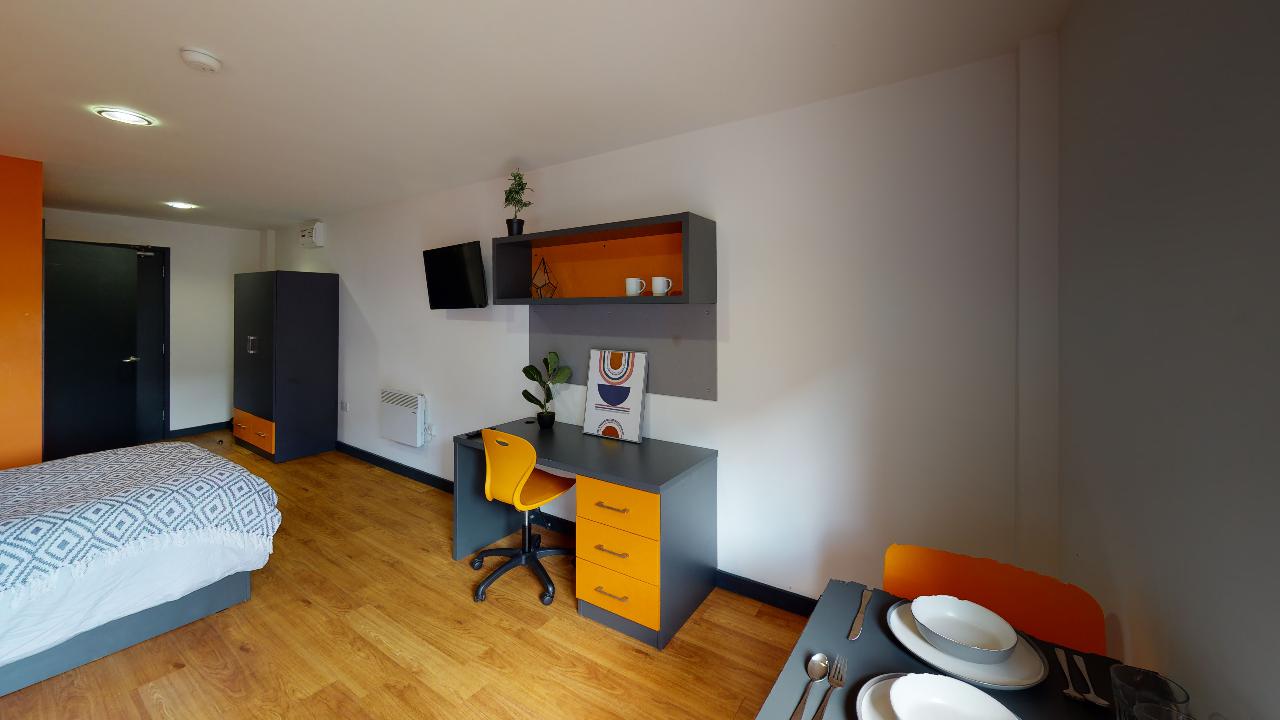 10-14-Jamaica-Street-Bedroom(2)