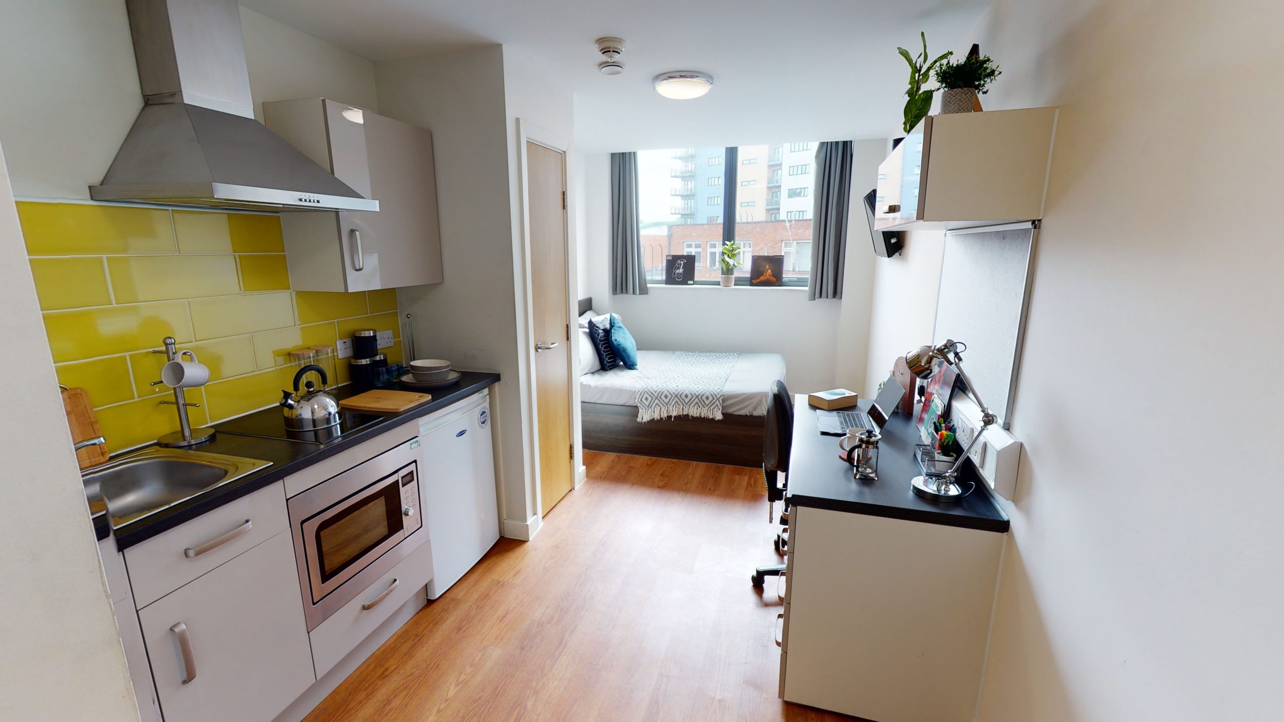 Premium-Studio-Burgess-08232022_162637
