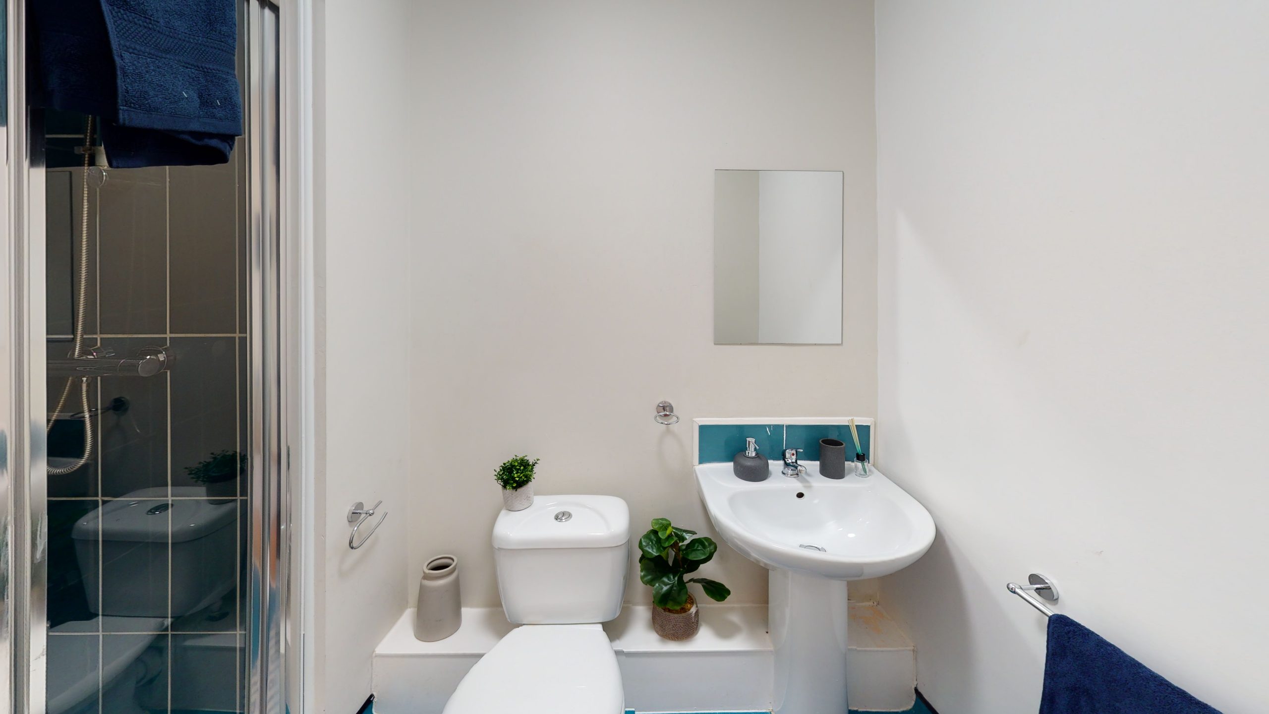 Premium-Studio-Burgess-Bathroom